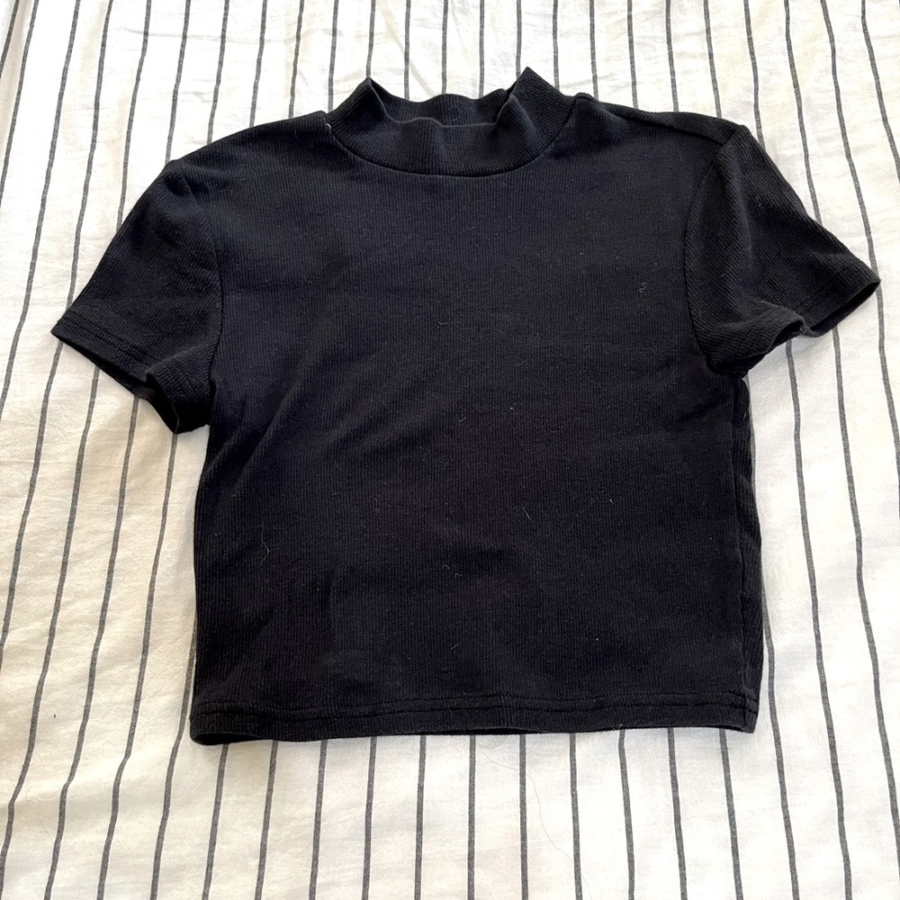 Black Knit Mock Neck Cropped T shirt